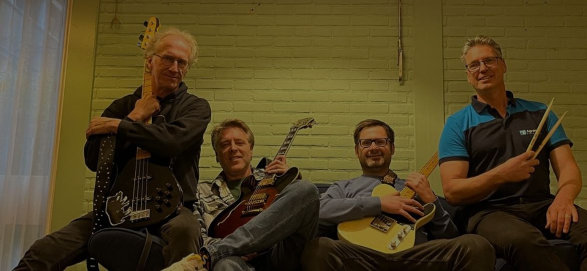 Banner Tweestromeland openluchtconcert
